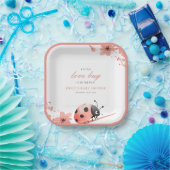 A Little Love Bug Is On The Way Baby Shower ペーパープレート (パーティー)