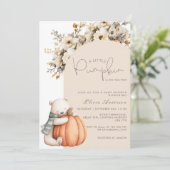 A Little Pumpkin Is On The Way Fall Baby Shower 招待状 (スタンド正面)