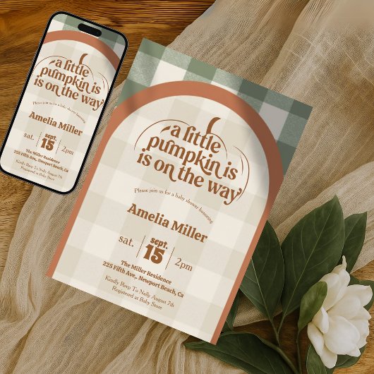 A Little Pumpkin Is On The Way Fall Baby Shower 招待状