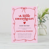A Little Sweetheart Girl hearts Bow Baby Shower 招待状 (スタンド正面)