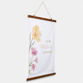 A Little Wildflower is on her way Tapestry 吊り下げ型タペストリー (傾斜あり)