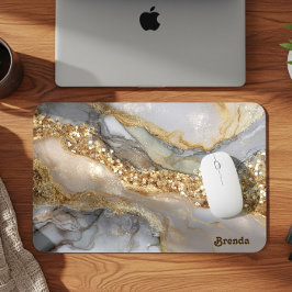 A luxurious gold and white marble background マウスパッド