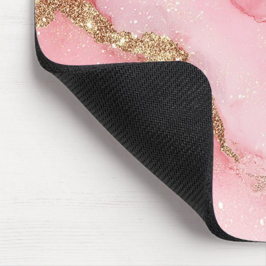 A luxurious pink marble background マウスパッド (コーナー)