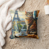 A Morning in Paris | Tabby Cat at a Cafe クッション (ブランケット)