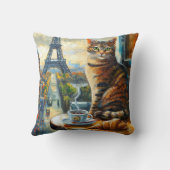 A Morning in Paris | Tabby Cat at a Cafe クッション (裏面)