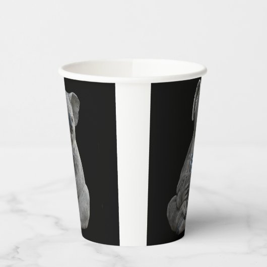 A Mother’s Embrace 紙コップ (左)