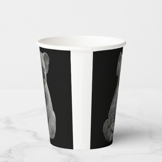 A Mother’s Embrace 紙コップ (右)