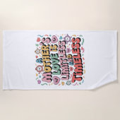 A Mother’s Love Is Limitless And Timeless ビーチタオル (正面)