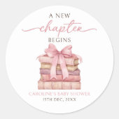 A New Chapter Begins Books Baby Shower Sticker ラウンドシール (正面)