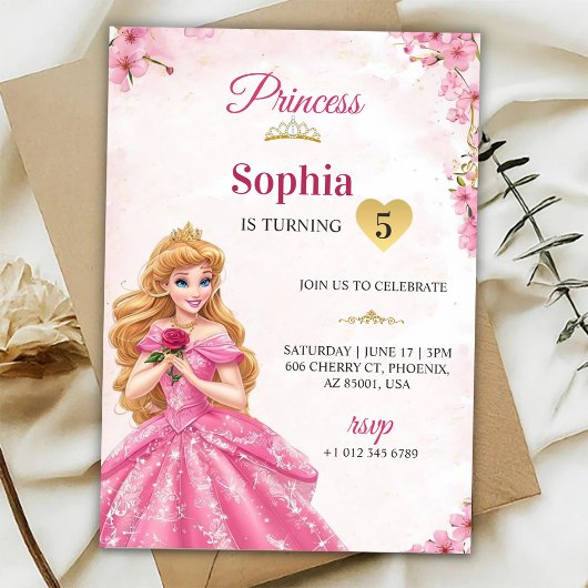 A pink princess-themed birthday invitation 招待状