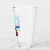 A playful “Sip Happens” drink glass タンブラーグラス (左)