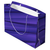 A purple gift bag with a wavy, abstract pattern  ラージペーパーバッグ (裏面アングル)