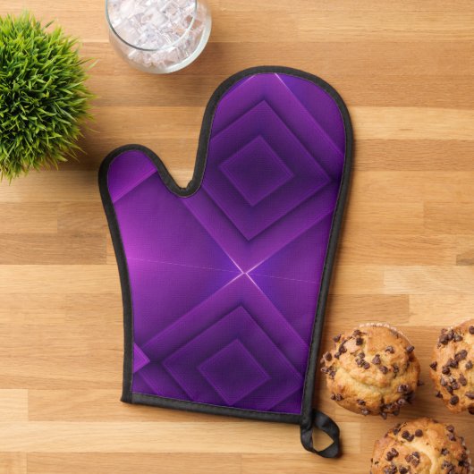 A purple oven mitt with a quilted diamond pattern  鍋つかみ (トップダウン)