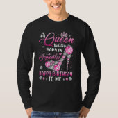 A Queen Was Born In September Diamond Pink High He Tシャツ (正面)