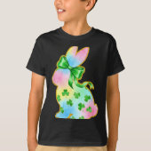 A Rainbow Rabbit With Green Bow And Shamrock St Pa Tシャツ (正面)