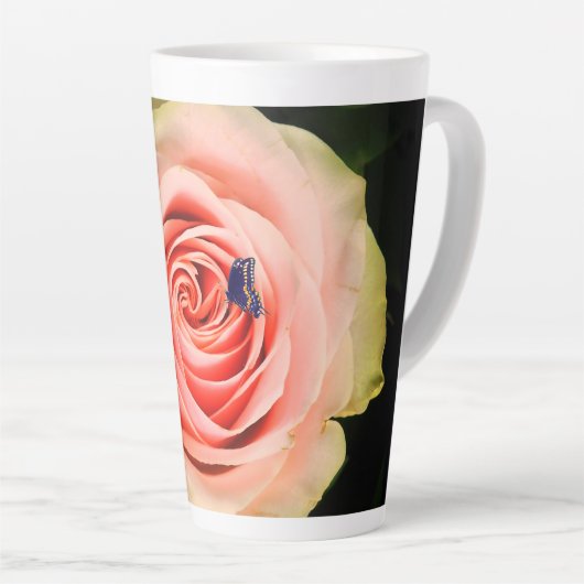 A rose and a butterfly カフェラテマグ (右アングル)