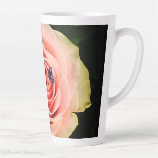 A rose and a butterfly カフェラテマグ (右)