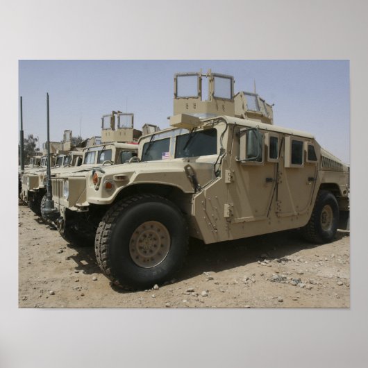 A row of humvees from Task Force Military Polic ポスター (正面)