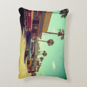 A Scene Depicting the Memorable 1970s Autos アクセントクッション (裏面(縦))