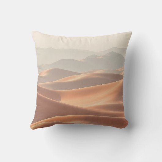 A Serene and Stunning Desert Landscape Featuring R クッション (裏面)