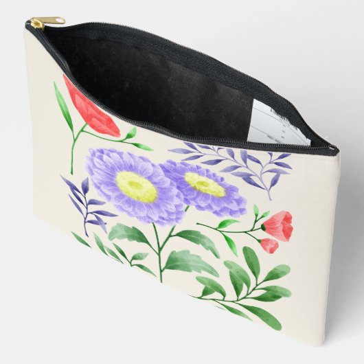 A set of flowers painted in watercolor  アクセサリーポーチ (見開き)