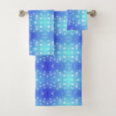A set of vibrant blue and turquoise towels  バスタオルセット (インサイチュ)