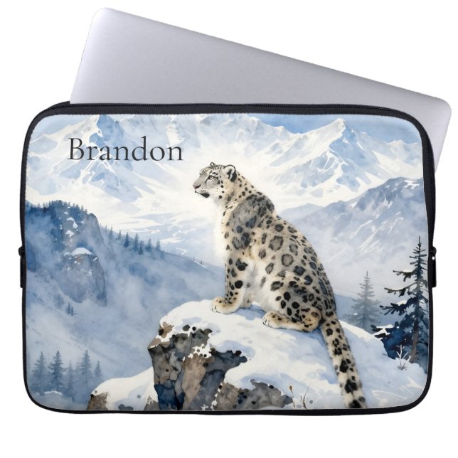 A Snow Leopard on Snowy Peak Personalized ラップトップスリーブ (正面)
