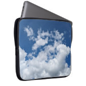 A soft cloud ラップトップスリーブ (正面右)