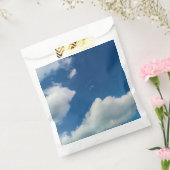 A softness in the clouds フェイバーバッグ (封をした状態)