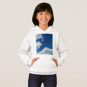 A softness to the clouds (正面フル)