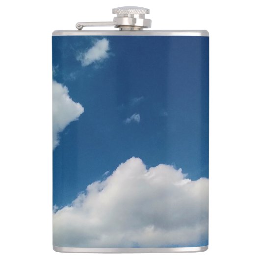 A softness to the clouds フラスク (正面)