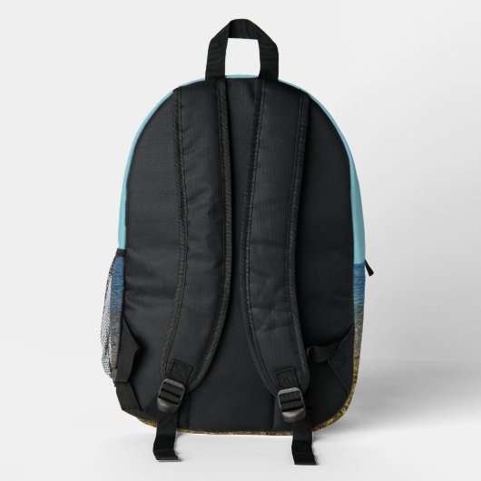 A splash of a backpack.  プリントバックパック (裏面)