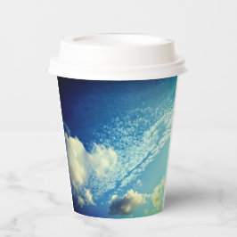 A sprinkling of clouds 紙コップ