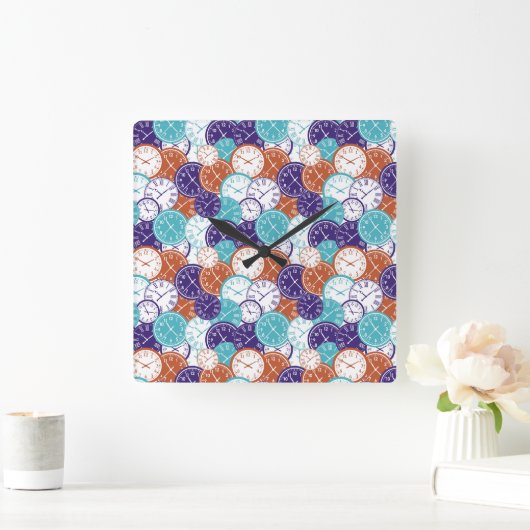 A square wall clock with overlapping clock faces スクエア壁時計 (ホーム)