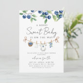  A Sweet Berry Blueberry Baby Shower  招待状 (スタンド正面)