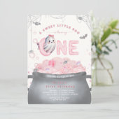 A Sweet Little Boo Is Turning One Pink Birthday 招待状 (スタンド正面)