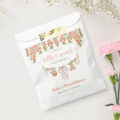 A Sweet Little Peach Clothesline Baby Shower フェイバーバッグ (封をした状態)