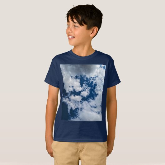 A swirl in the clouds tシャツ (正面フル)