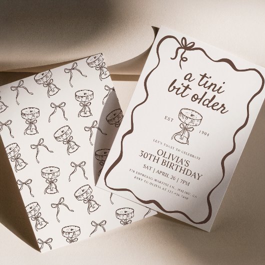 A Tiniビットより古い茶色のエスプレッソマルティーニ誕生日 招待状