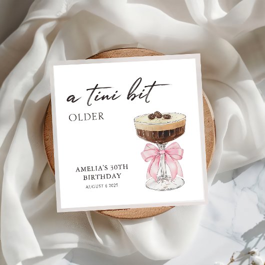 A Tiniビット年上のシックなMartini誕生日パーティー スタンダードカクテルナプキン