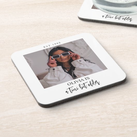 A Tiniビット年上のMartiniをテーマにしたフォトパーティーのお気に入り コースター (左側)