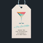 A Tiniビット年上のMartiniテーマレトロ30th Birthday ギフトタグ<br><div class="desc">汚い30thマルティニをテーマにした誕生日パーティーを投げる？このおもしろいA Tiniビットの古い誕生日パーティギフトラベルハンガーは、マルティニとカラーパレットのレトロなスタイルイラストレーションを備えはっきりしたている。これは完全にカスタマイズ可能なギフトラベルテンプレートである。</div>