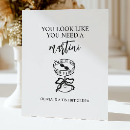 A Tiniビット年上のMartiniバースデーパーティーバー 台座サイン