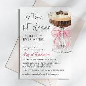 A Tini Bit Closer ピンクの弓のエスプレッソマティーニ ブライダル 招待状