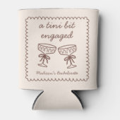 A Tini Bit Engaged Espresso Martini Bachelorette 缶クーラー (正面)