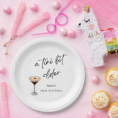 A Tini Bit Older 18th Birthday Party Plates ペーパープレート (パーティー)