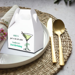 A Tini Bit Older 21st Birthday Party フェイバーボックス