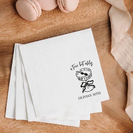 A Tini Bit Older Martiniをテーマにした誕生日パーティー スタンダードカクテルナプキン