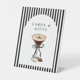 A Tini On is on the Way Baby Shower  台座サイン