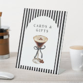 A Tini On is on the Way Baby Shower  台座サイン (インサイチュ)